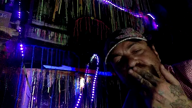 3615-ULLA online show from April 12, 8:23 pm