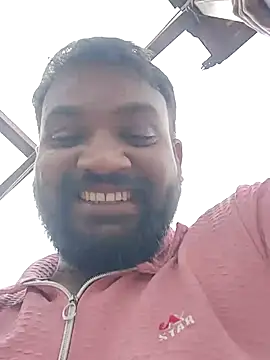 Snapshot of Gk_99999 chatting on October 31, 6:10 am Gk 99999 online show from October 31, 6:10 am