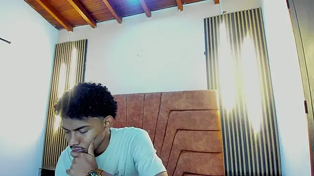 FYKMOR 1 online show from November 12, 7:29 pm