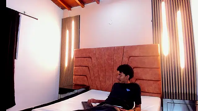 FYKMOR 1 online show from November 10, 3:55 am