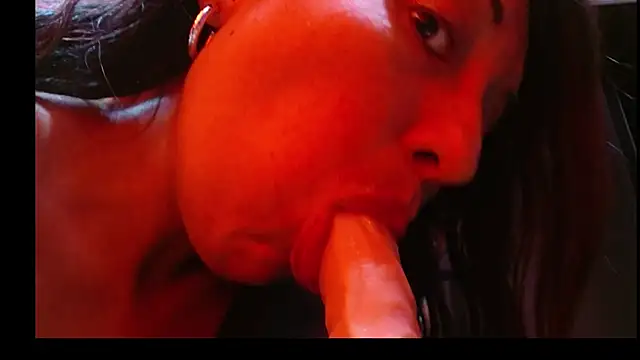 LITACAM online show from November 21, 4:28 pm