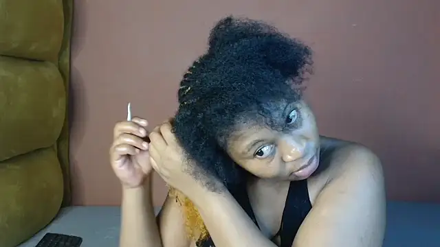 SexxyAddiict online show from November 28, 7:36 pm