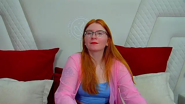 Snapshot of AliceAllisons chatting on November 4, 6:22 pm AliceAllisons online show from November 4, 6:22 pm