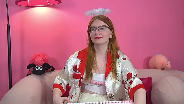 Snapshot of AliceAllisons chatting on September 13, 6:41 pm AliceAllisons online show from September 13, 6:41 pm