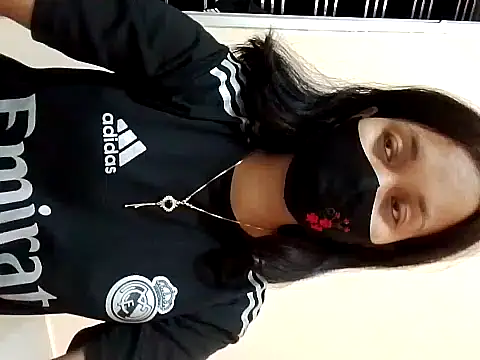 Snapshot of Sweet_Bindika07 chatting on September 18, 8:34 pm Sweet Bindika07 online show from September 18, 8:34 pm