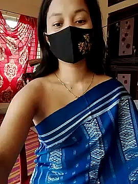 Snapshot of Sweet_Bindika07 chatting on October 4, 4:14 am Sweet Bindika07 online show from October 4, 4:14 am