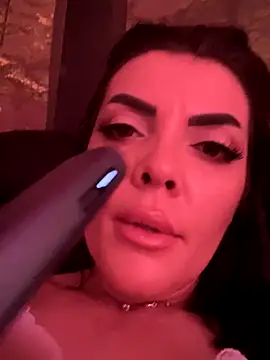 Snapshot of LeaRos chatting on September 29, 12:22 pm LeaRos online show from September 29, 12:22 pm