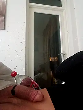 handsome8inchh online show from April 6, 2:51 am