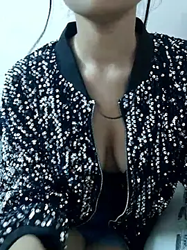 Snapshot of KARISHMA-STRIP chatting on October 7, 5:58 pm KARISHMA-STRIP online show from October 7, 5:58 pm