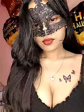 KARISHMA-STRIP online show from October 27, 6:20 pm