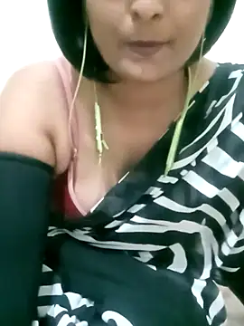 Snapshot of Queen_Kushi4 chatting on September 23, 5:31 pm Queen Kushi4 online show from September 23, 5:31 pm