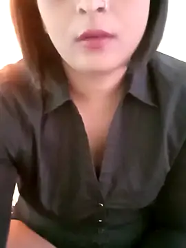 Snapshot of Queen_Kushi4 chatting on July 25, 9:39 am Queen Kushi4 online show from July 25, 9:39 am