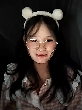 Snapshot of saronla_03 chatting on September 15, 3:12 pm saronla 03 online show from September 15, 3:12 pm