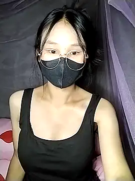 Snapshot of saronla_03 chatting on November 4, 7:34 am saronla 03 online show from November 4, 7:34 am