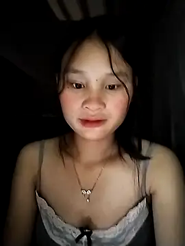 Snapshot of saronla_03 chatting on October 6, 7:42 am saronla 03 online show from October 6, 7:42 am