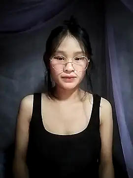 Snapshot of saronla_03 chatting on November 21, 7:02 pm saronla 03 online show from November 21, 7:02 pm