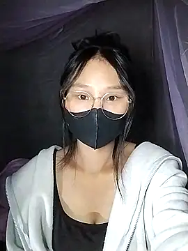 Snapshot of saronla_03 chatting on November 3, 6:29 am saronla 03 online show from November 3, 6:29 am