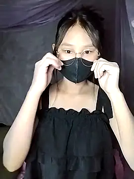 Snapshot of saronla_03 chatting on November 8, 6:28 am saronla 03 online show from November 8, 6:28 am