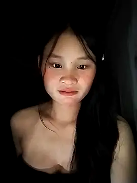 Snapshot of saronla_03 chatting on October 9, 3:56 pm saronla 03 online show from October 9, 3:56 pm