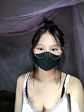 Snapshot of saronla_03 chatting on November 16, 6:40 am saronla 03 online show from November 16, 6:40 am