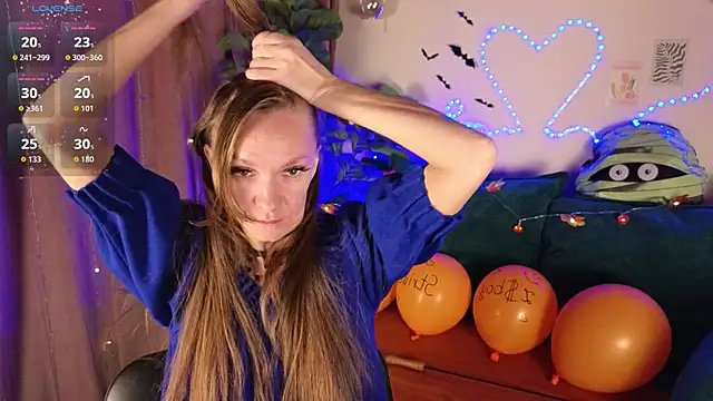 Snapshot of Jesica_mooon chatting on November 2, 1:32 am Jesica mooon online show from November 2, 1:32 am