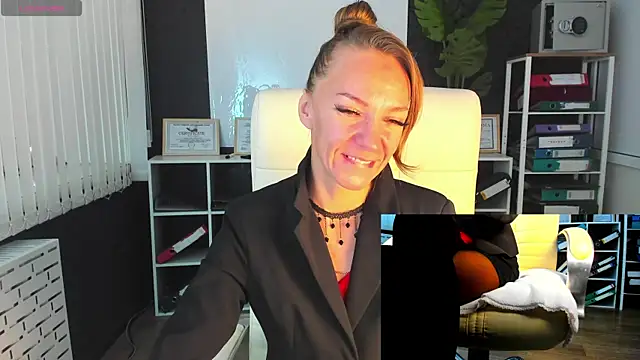 Snapshot of Jesica_mooon chatting on September 13, 1:27 am Jesica mooon online show from September 13, 1:27 am