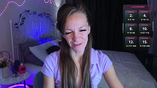 Snapshot of Jesica_mooon chatting on November 14, 1:31 am Jesica mooon online show from November 14, 1:31 am