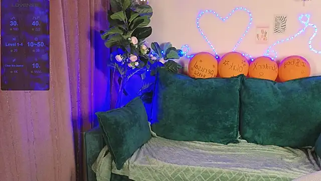 Snapshot of Jesica_mooon chatting on December 1, 1:28 am Jesica mooon online show from December 1, 1:28 am