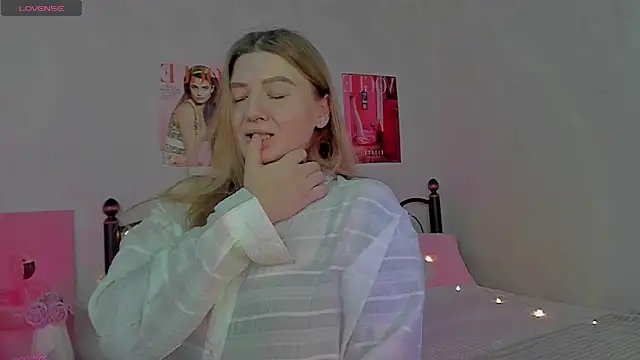 Ruby Al1en online show from January 18, 1:20 am