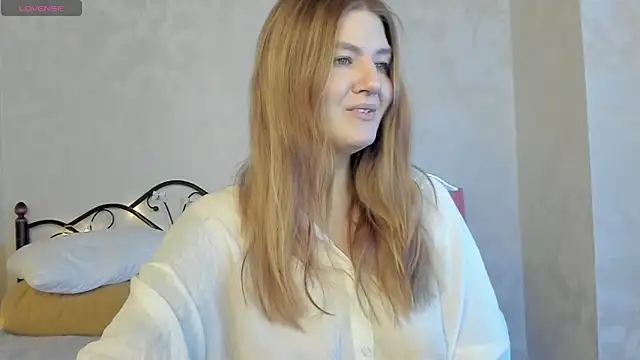 Ruby Al1en online show from December 18, 1:22 am