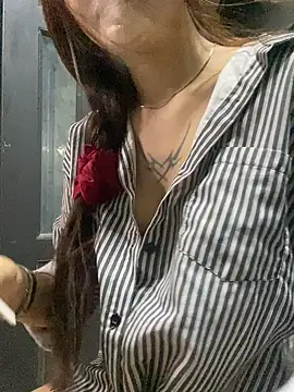   BabyShowPublic   online show from April 4, 6:03 pm