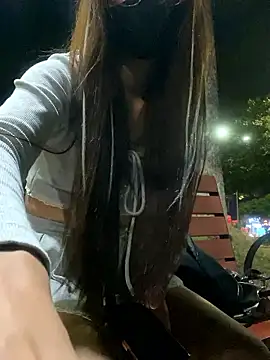   BabyShowPublic   online show from April 14, 2:33 pm