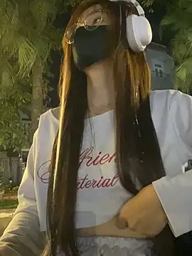   BabyShowPublic   online show from April 5, 1:29 pm