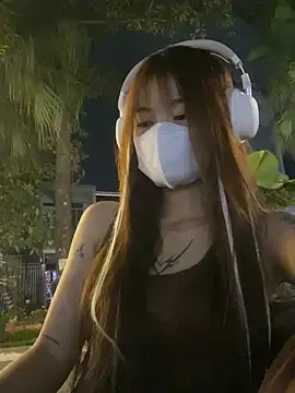   BabyShowPublic   online show from April 8, 3:24 pm