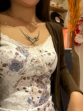   BabyShowPublic   online show from November 10, 11:15 am