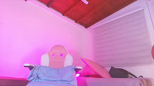 emma madi online show from October 8, 11:56 am