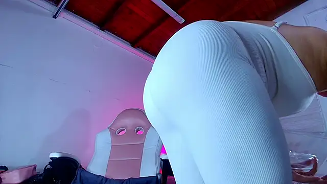 emma madi online show from September 10, 11:53 am