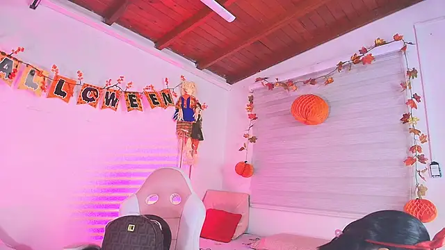 emma madi online show from October 25, 12:17 pm