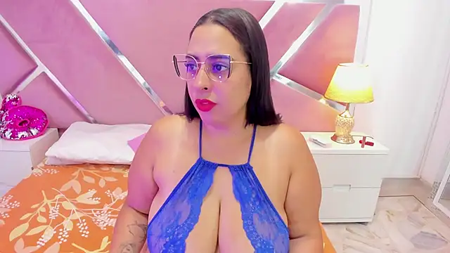 GeminisClark online show from October 27, 12:39 pm