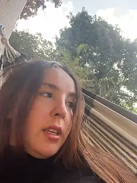 m0ranguinh0s2 online show from June 4, 4:55 pm
