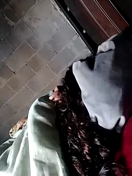 Snapshot of Alaver2587 chatting on November 3, 2:09 pm Alaver2587 online show from November 3, 2:09 pm