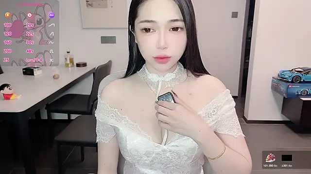 Scarlett-bb online show from October 17, 8:21 pm
