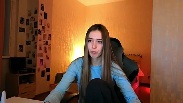 yourrdanceteacher online show from December 18, 8:45 pm