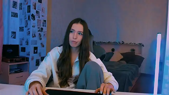 yourrdanceteacher online show from October 28, 8:08 pm