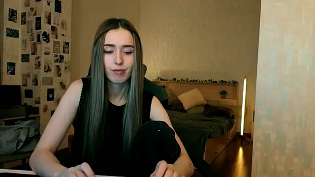 Snapshot of yourrdanceteacher chatting on February 12, 8:08 pm yourrdanceteacher online show from February 12, 8:08 pm