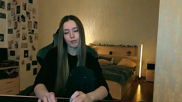 Snapshot of yourrdanceteacher chatting on February 7, 7:33 pm yourrdanceteacher online show from February 7, 7:33 pm