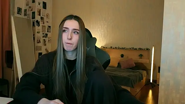 Snapshot of yourrdanceteacher chatting on February 13, 8:09 pm yourrdanceteacher online show from February 13, 8:09 pm