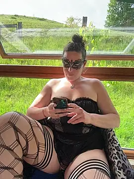 Nadja Noir online show from May 21, 2:36 pm