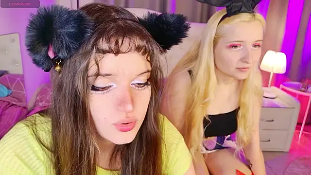 kamila blush online show from November 14, 10:24 pm