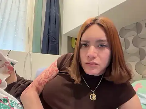 Snapshot of Yhanbeaufort18 chatting on May 20, 8:11 am Yhanbeaufort18 online show from May 20, 8:11 am
